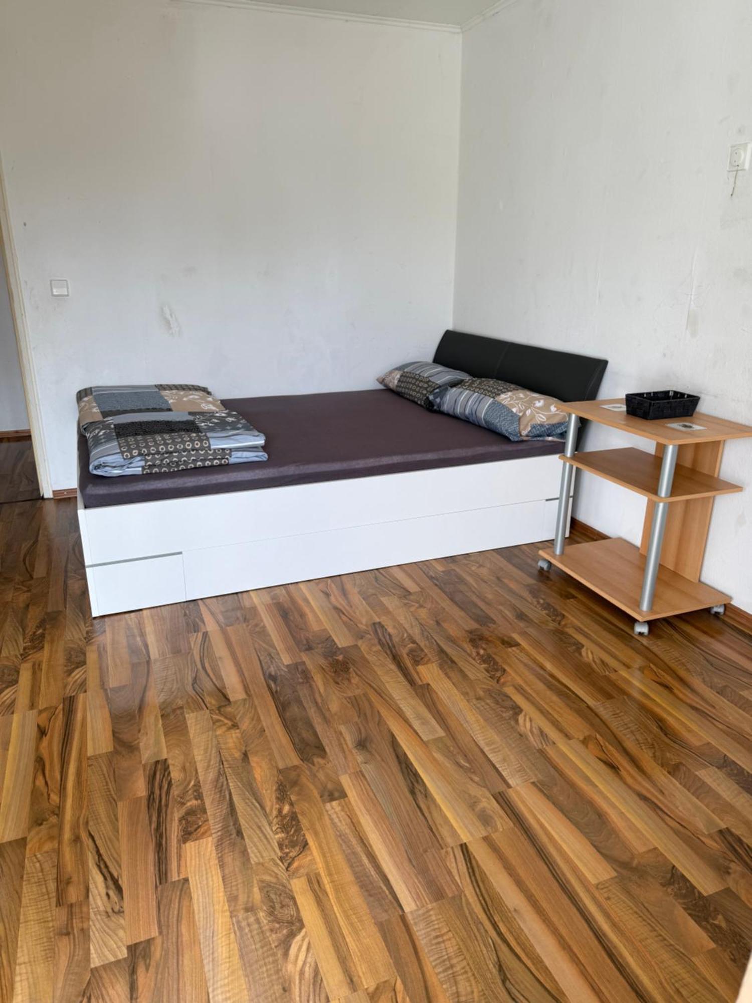 Apartment Gesamte Wlan & Parkplatz -